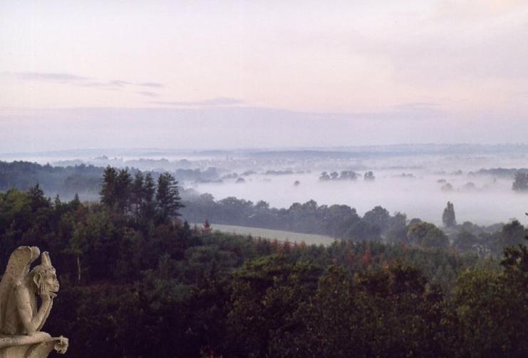 Chateau De Peufeilhoux Vallon-en-Sully Esterno foto